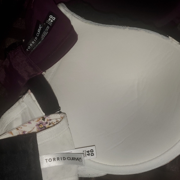 (2) TORRID BRAS - Picture 4 of 4